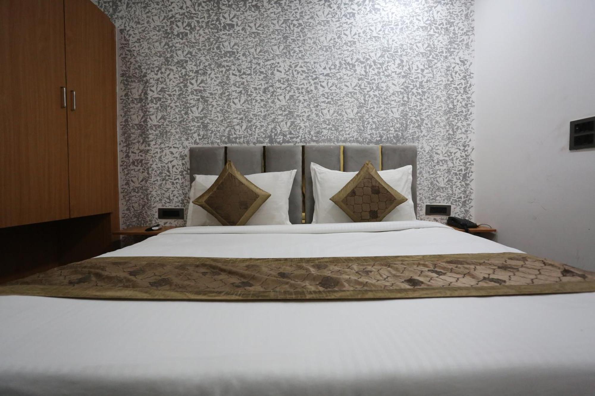 Hotel Twamev Couple Friendly Laxmi Nagar New Delhi Ngoại thất bức ảnh