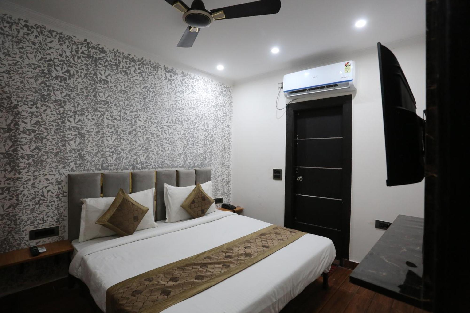 Hotel Twamev Couple Friendly Laxmi Nagar New Delhi Ngoại thất bức ảnh